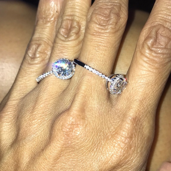 Beautiful CZ ring 💍😍 - Picture 5 of 8